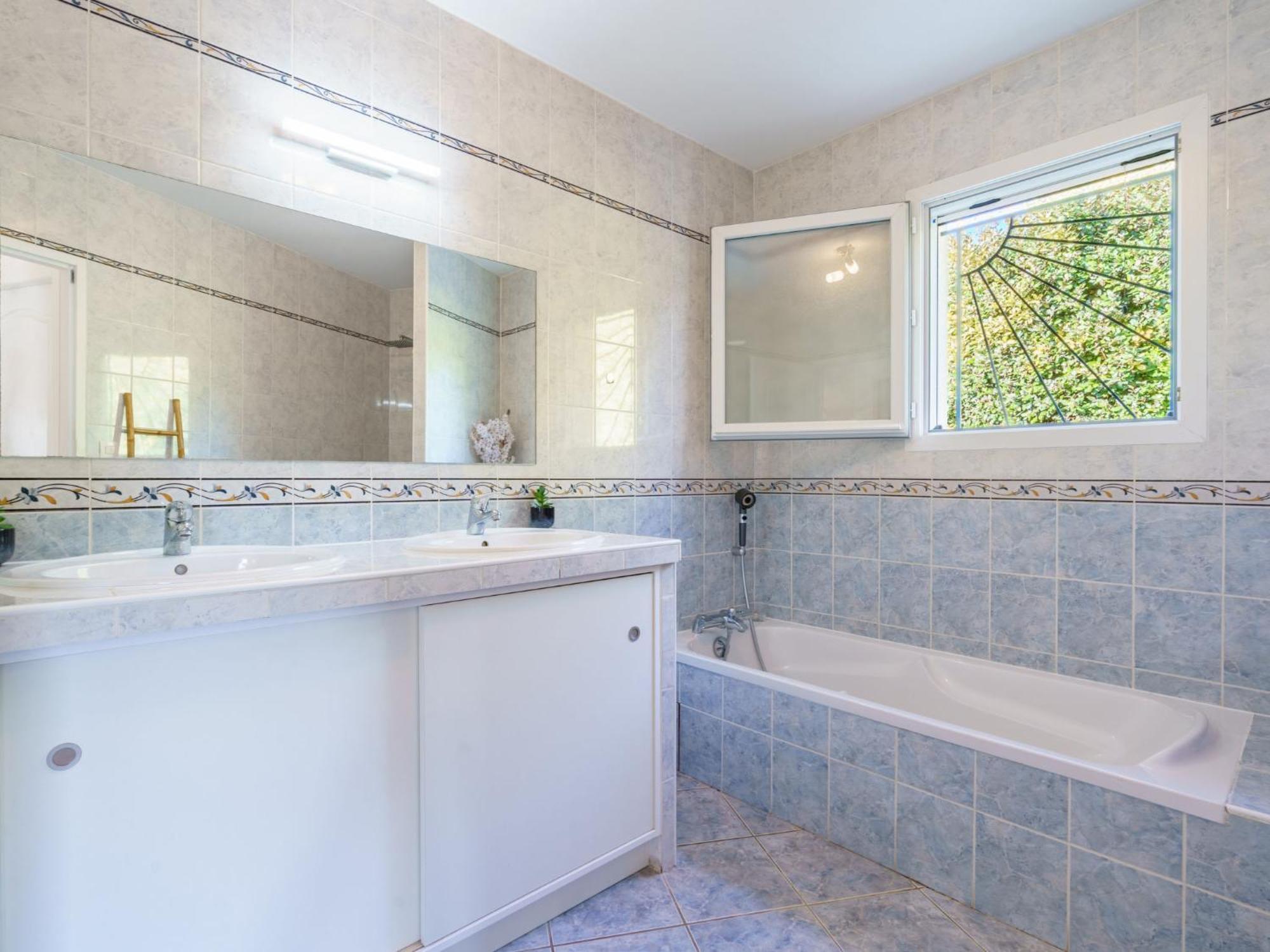 Holiday Home Lore Landa By Interhome Бидар Экстерьер фото